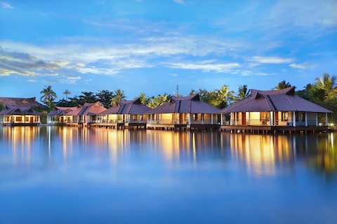 Lake Palace Resort